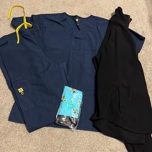 Wonder Wink Navy Blue Scrub Set Medium
